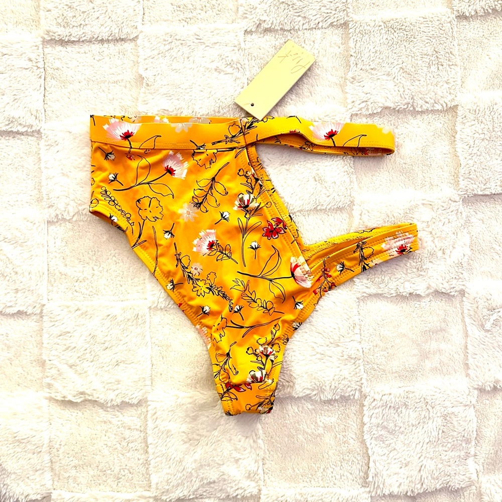 New RIS-K Reef Cut-Out Defails Bikini Bottom Marigold Yellow Women’s Size Small